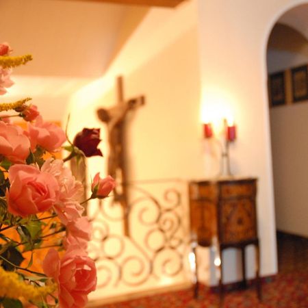 Hotel B&B Gasthof Zur Linde Rio di Pusteria ภายนอก รูปภาพ