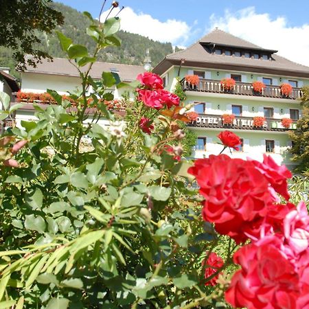 Hotel B&B Gasthof Zur Linde Rio di Pusteria ภายนอก รูปภาพ