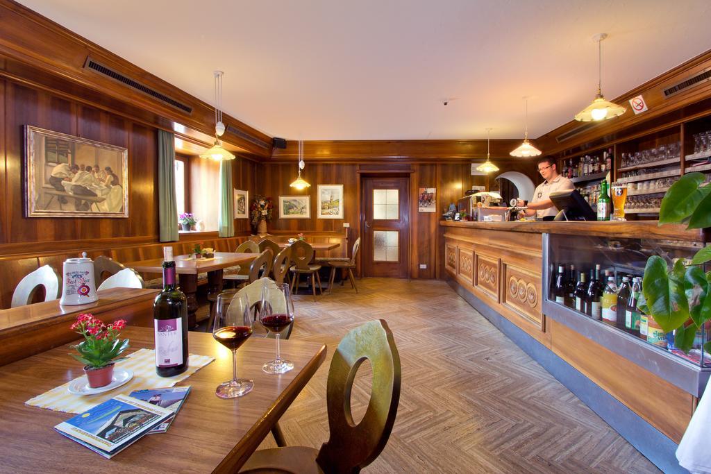 Hotel B&B Gasthof Zur Linde Rio di Pusteria ภายนอก รูปภาพ